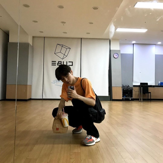 펜타곤 공식 인스타그램