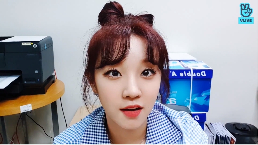 (Naver's V Live)