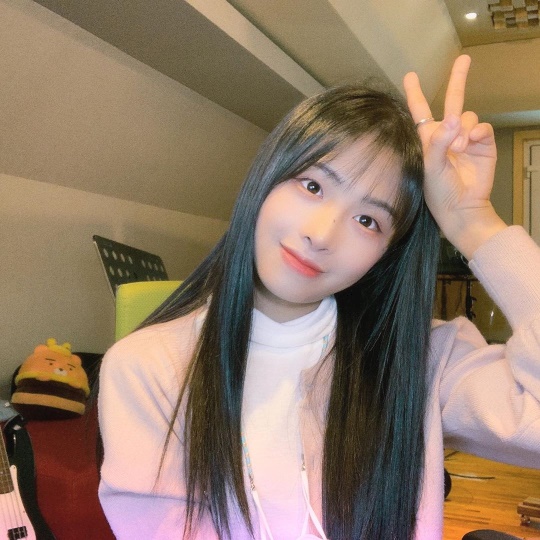 김채원 인스타그램