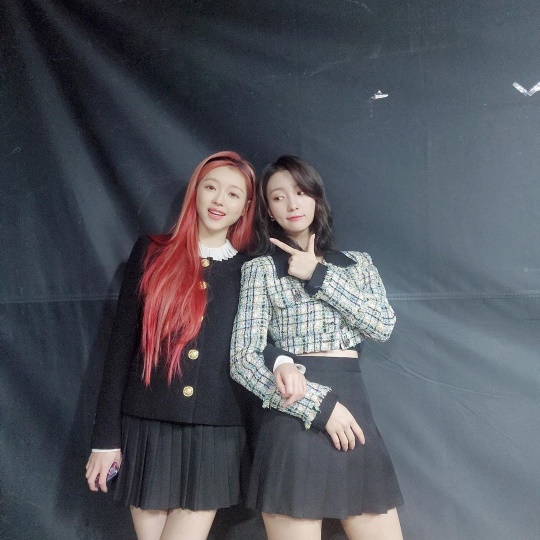 오마이걸 공식 인스타그램
