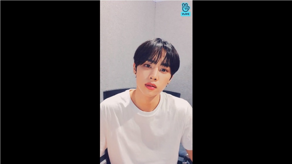 (Naver's V Live)