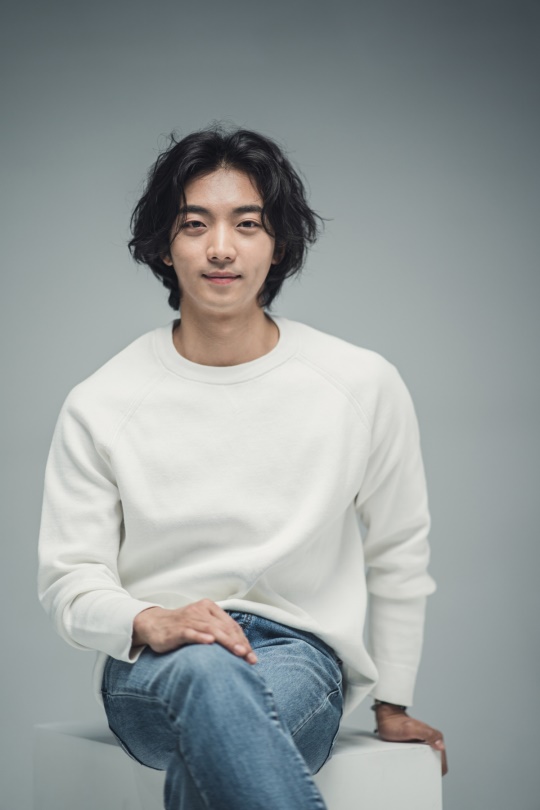 황희/사진=셀트리온엔터테인먼트 제공