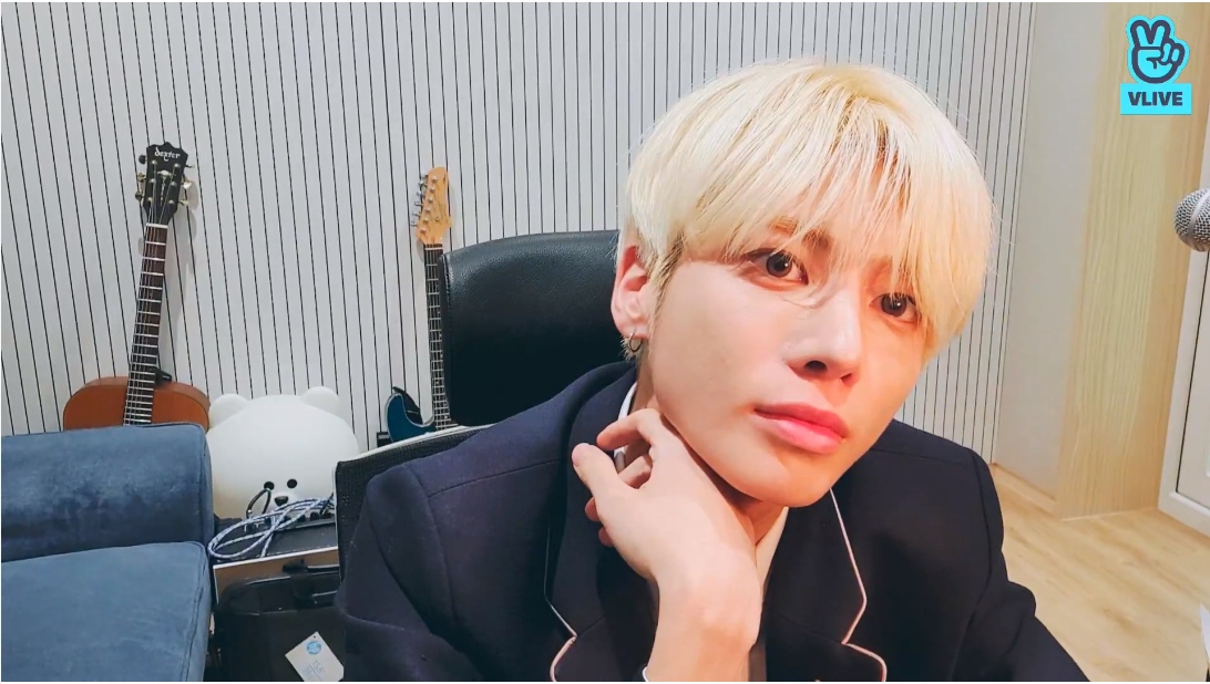 (Naver's V Live)