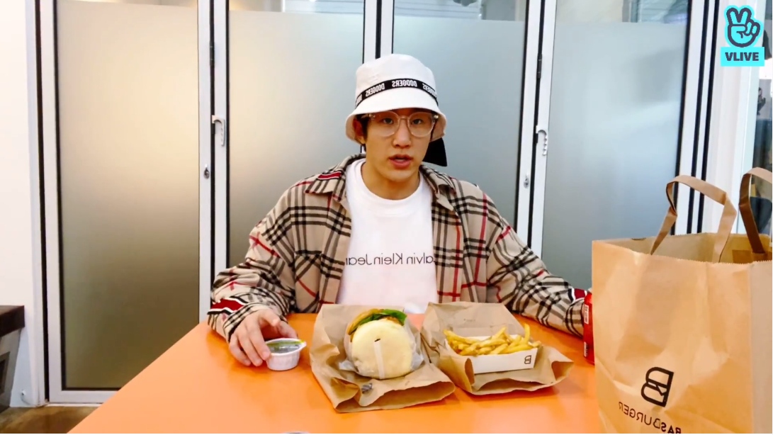 (Naver's V Live)