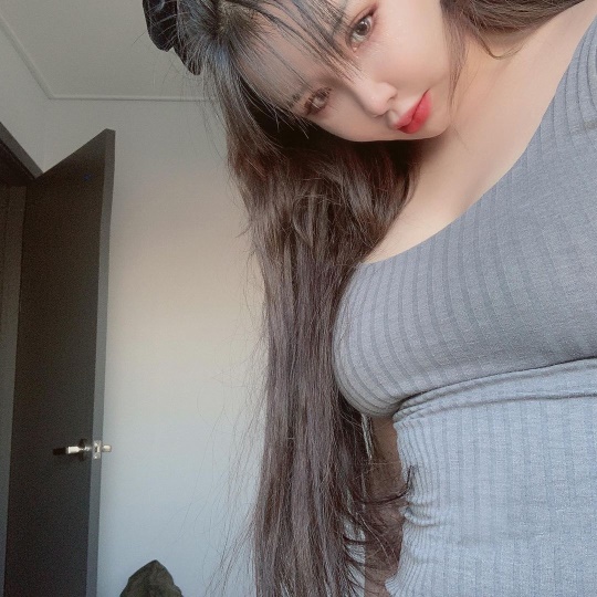 박봄 인스타