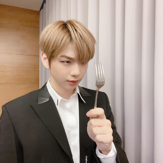 강다니엘 인스타그램