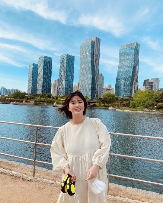 나비 인스타그램