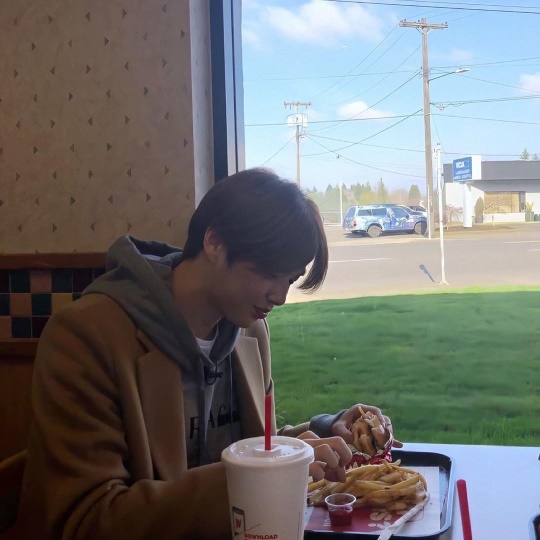 강다니엘 인스타그램