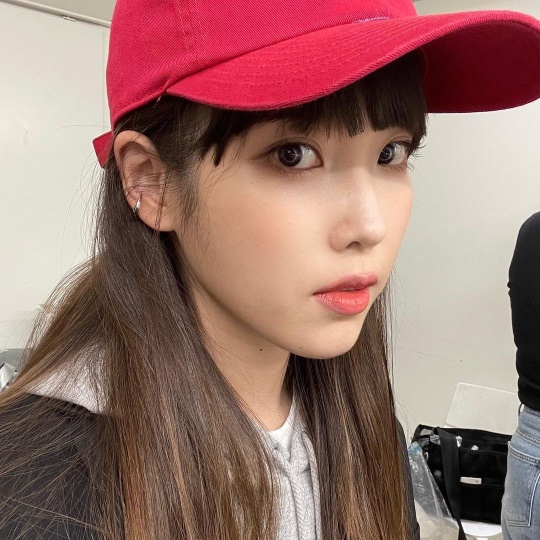 아이유 인스타그램