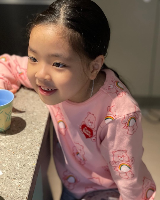 이윤지 인스타그램
