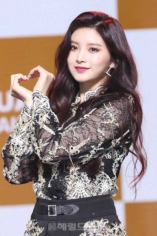 이런/사진=헤럴드POP DB