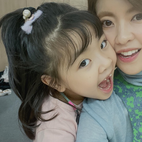 이윤지 인스타그램