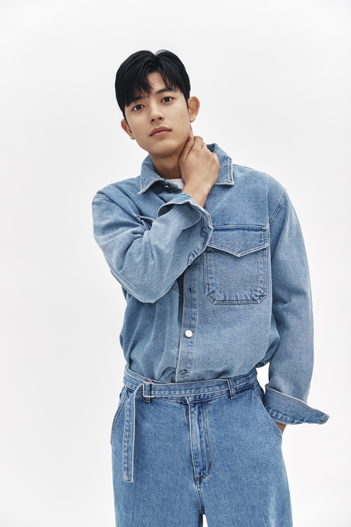 배우 로몬/사진=넷플릭스 제공