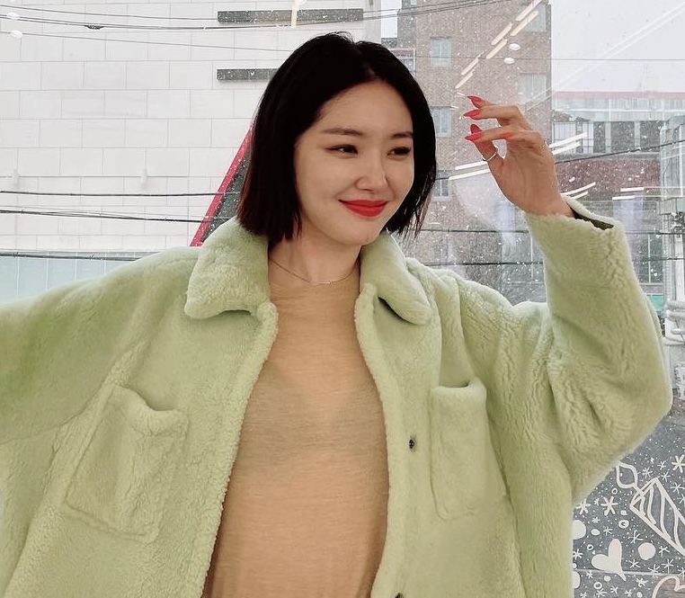김새롬 인스타