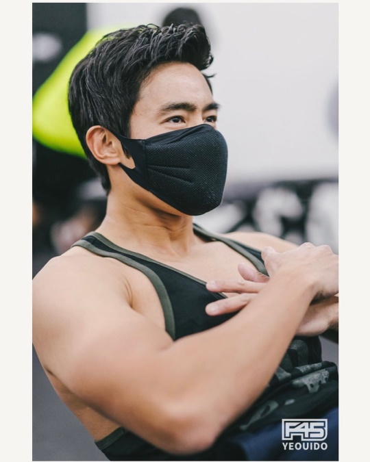 이근 인스타