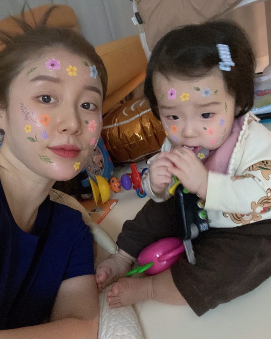 나비 인스타그램
