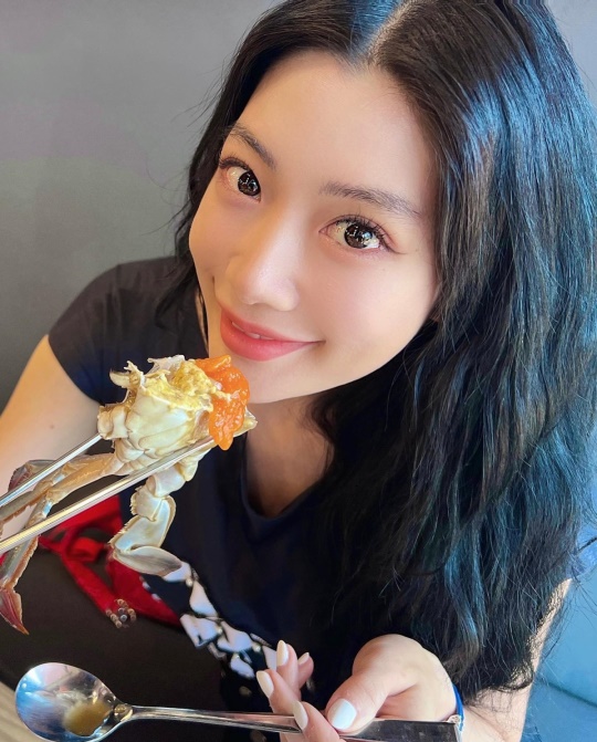클라라 인스타그램