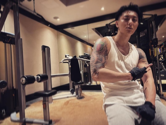 타오 인스타
