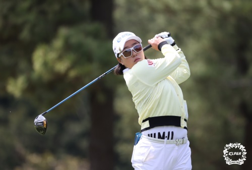첫날 2타 차 선두에 오른 김해림. [사진=KLPGA]