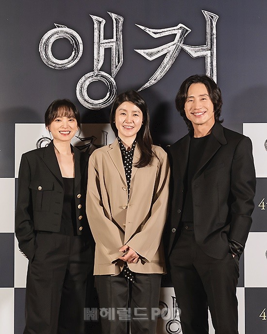 배우 천우희, 정지연 감독, 신하균/사진=에이스메이커 제공