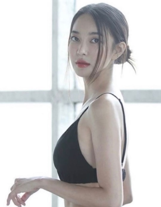김윤지 인스타