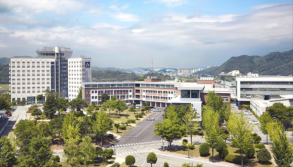 안동대학교 전겅