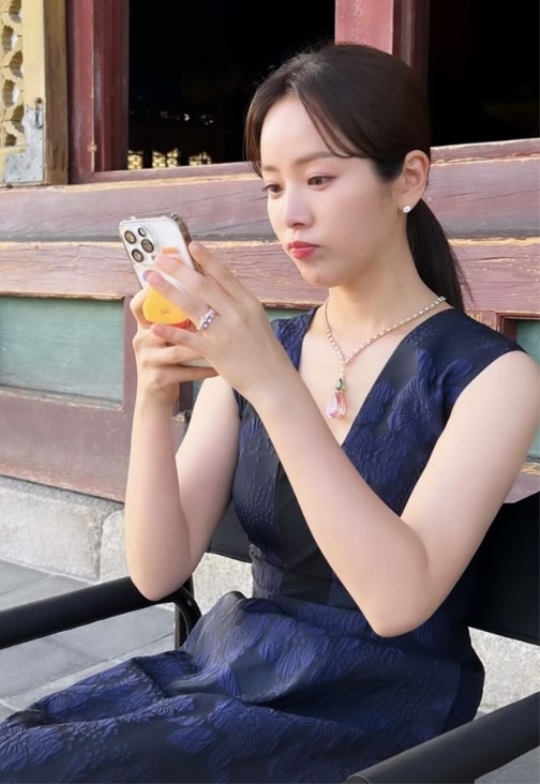 한지민 인스타 스토리