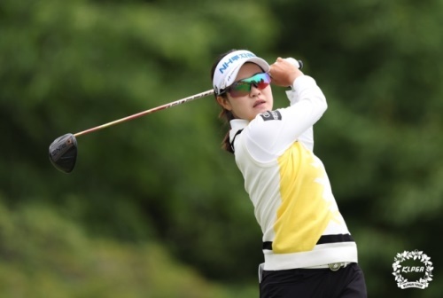 타이틀 방어에 성공한 박민지. [사진=KLPGA]
