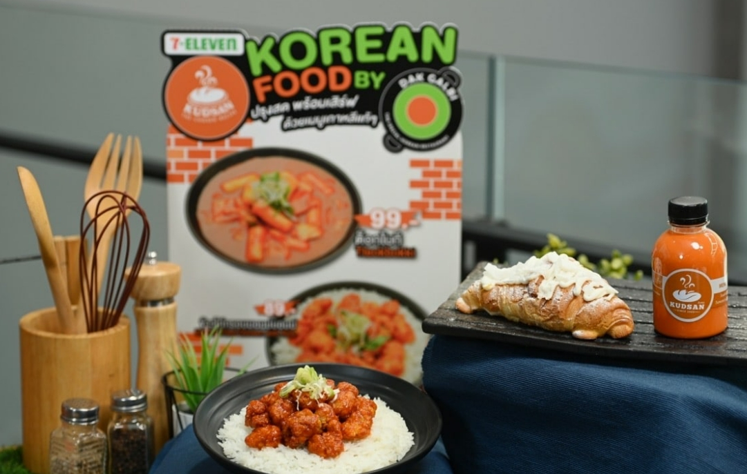 세븐일레븐 카페에서 판매중인 한국 브랜드 '닭갈비' 메뉴들