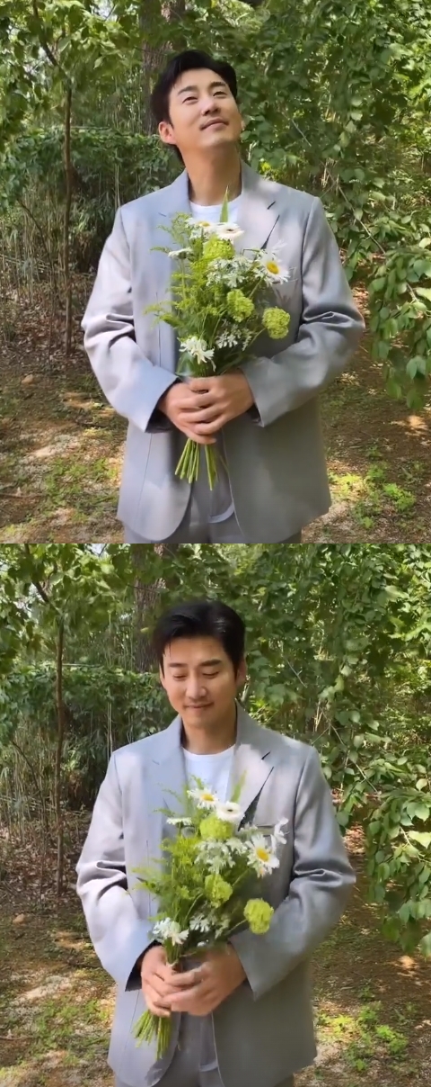 사진=윤계상 인스타그램