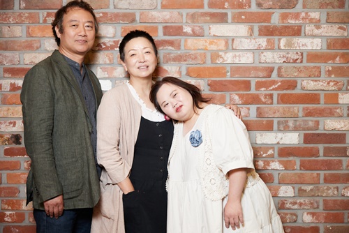 서동일 감독, 장차현실 작가, 정은혜 작가/사진=영화사 진진 제공