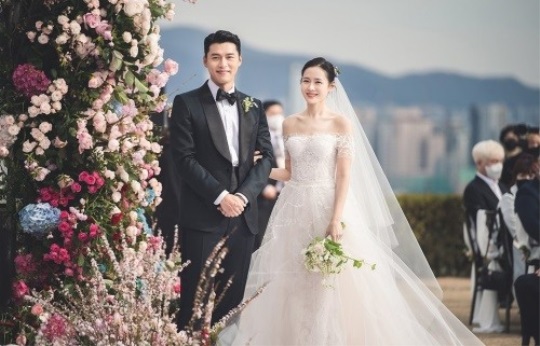 현빈,손예진/사진=VAST엔터테인먼트 공식 인스타그램