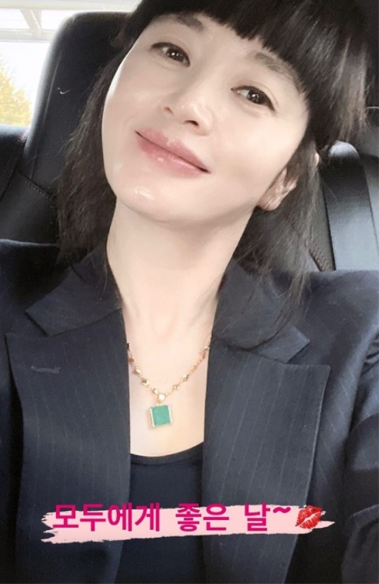 김혜수 인스타 스토리