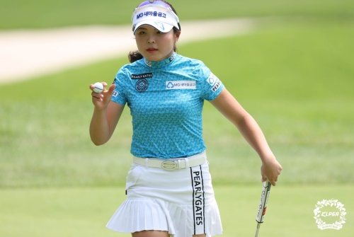 2주 연속 우승에 도전하는 송가은. [사진=KLPGA]