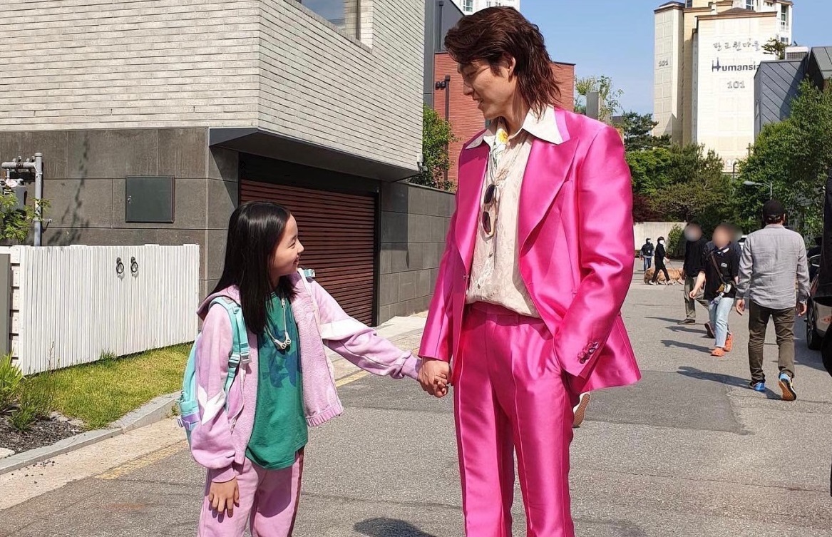 김우빈 인스타