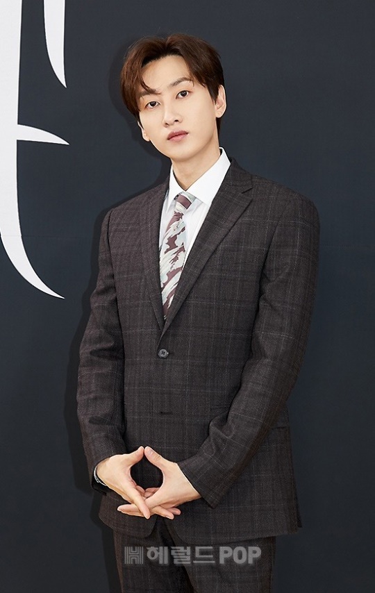슈퍼주니어 은혁, 갑작스러운 부친상 비보