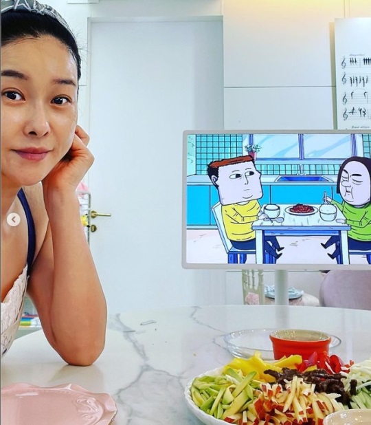 현영 인스타