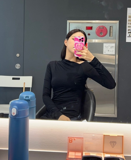 사진=손나은 인스타그램