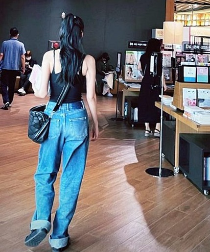 김윤지 인스타그램