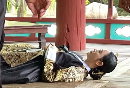 김혜수 인스타