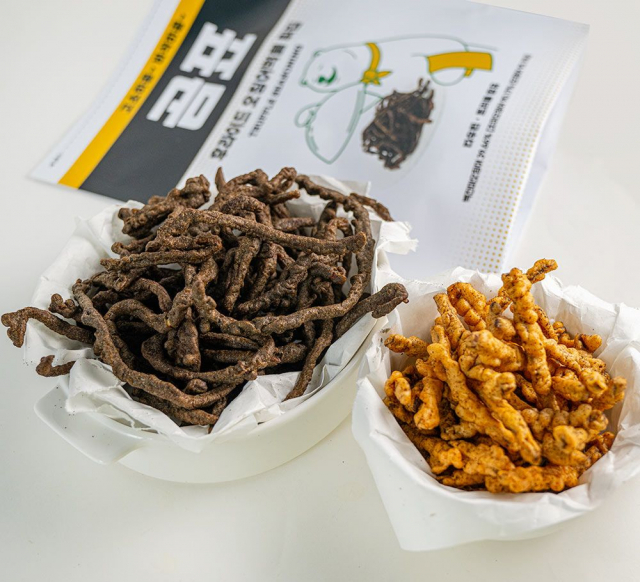 1년만에 ‘치킨’으로 돌아온 곰표…와디즈 펀딩으로 ‘겟’한다