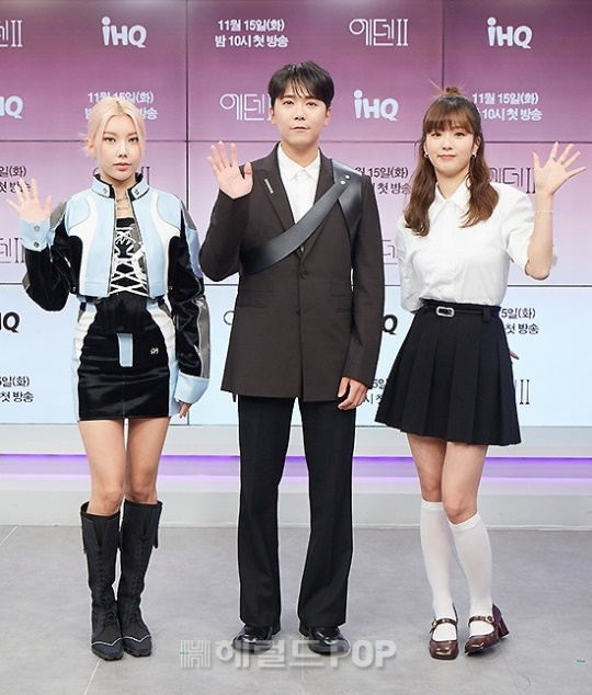 시미즈, 이홍기, 윤보미/사진제공=IHQ