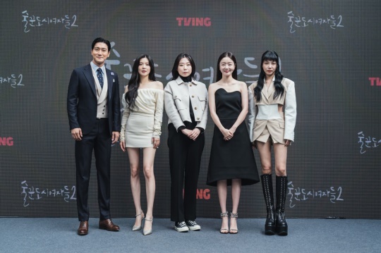 최시원, 이선빈, 박수원 감독, 한선화, 정은지/사진=티빙