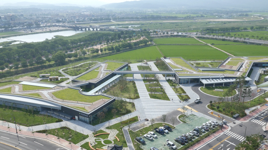 [한국원자력환경공단 본사 전경]