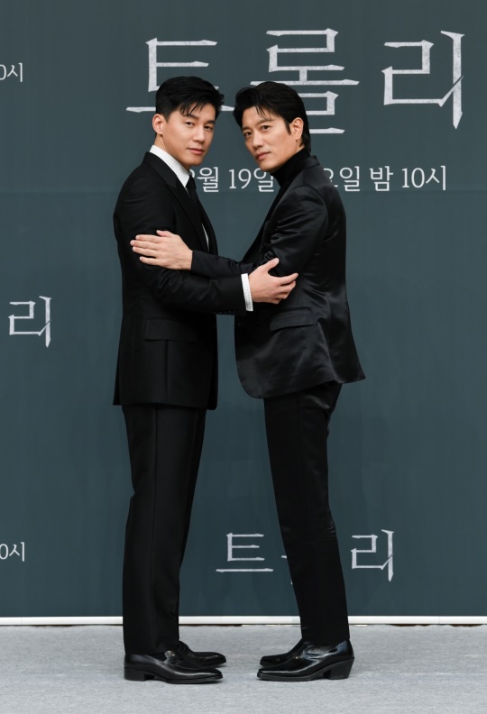 김무열, 박희순/사진=SBS