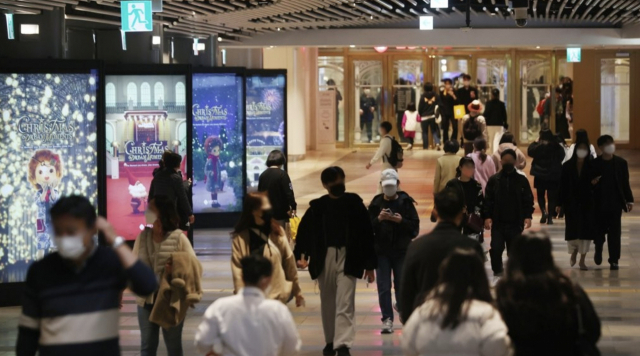 “IMF 때와 다르다…더 큰 소비 위한 무지출” 인간관계도 재편