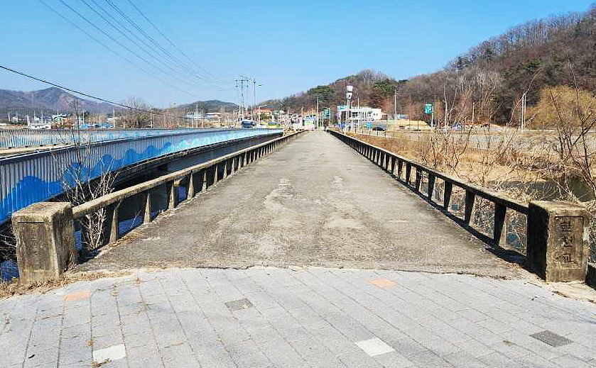 노후된 예천한천교 모습(예천군 제공)