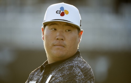 잔여 경기를 포함해 하루에 27홀을 소화하며 11타를 줄인 임성재. [사진=PGA투어]
