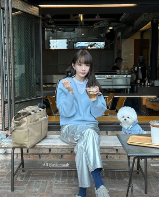 강민경 채널