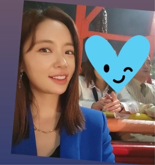 황정음 채널